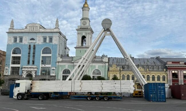 Демонтаж колеса обозрения на Подоле в Киеве