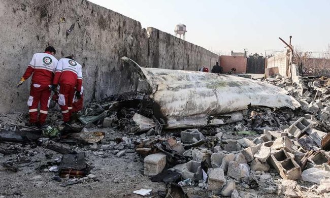 Последствия крушения самолета “МАУ", скриншот Известия