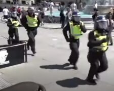 Полиция Лондона. Фото: скриншот YouTube