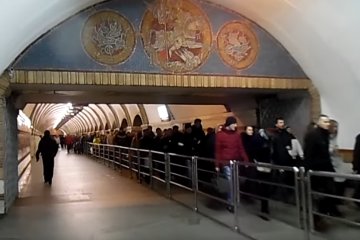 Станция метро "Золотые ворота" фото: скриншот с youtube