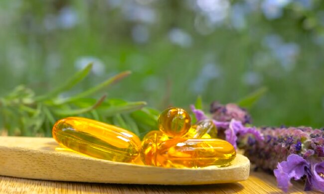 Вітаміни. Фото: YouTube