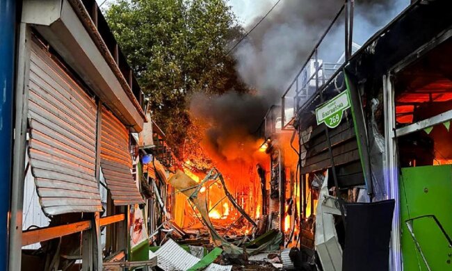 Атака на Черкассы. Фото: ГСЧС Украины