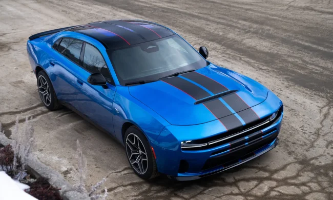 Новий Dodge Charger SRT Hellcat 777 к.с. на презентації Roadkill Nights