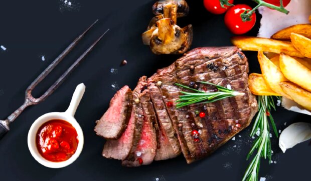 Їжа, м'ясо, стейк. Фото: YouTube