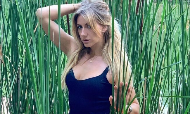 "Сочная и свежая": Леся Никитюк показала аппетитную булочку – фанаты в восторге (фото)