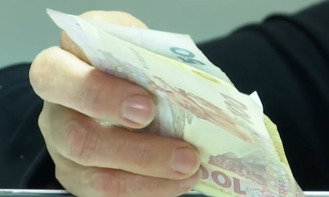 Пенсии могут задержать. Фото: скриншот Youtube