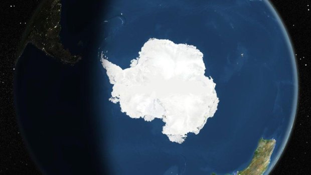 Специалисты установили, почему в Антарктиде появилась неизвестная дыра