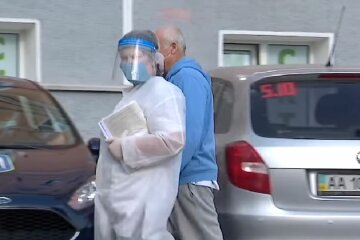Киев. Медики. Больница. Фото: скриншот Youtube