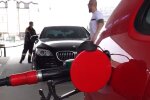 Заправка. Фото: скріншот YouTube-відео