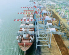 Контейнерный терминал TIS в порту Южный, где MSC приобрела 51%