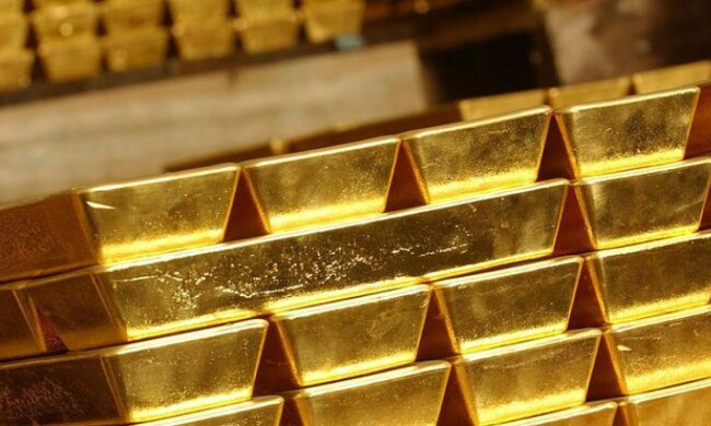 Бучанський воєнком володіє золотими злитками на 8 млн. грн. Фото: скрін YouTube