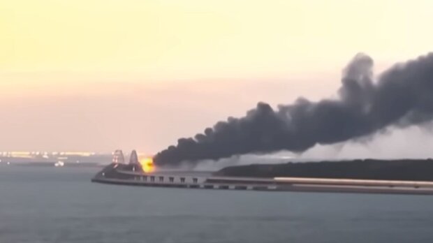 Крымский мост. Фото: скриншот YouTube-видео