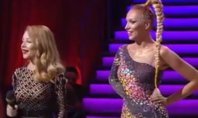 Тина Кароль и Оля Полякова. Фото: скриншот YouTube