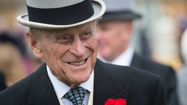 Принц Филипп празднует 98-летие: что известно о торжествах мужа королевы Елизаветы II