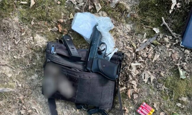 Поліція затримує чоловіків після стрілянини у Мукачеві