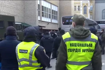 Эвакуированных могут отпустить с обсервации. Фото: скрин youtube