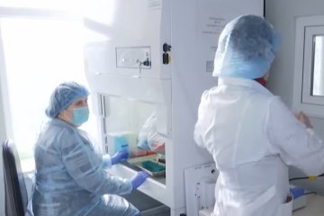 Заразившаяся коронавирусом пенсионерка контактировала с киевлянами. Фото: скриншот YouTube