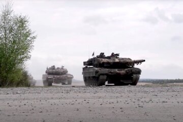 Танки Leopard. Фото: YouTube, скрин