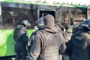 Задержание "нацдружинников". Фото: скрин facebook/yan.dobronosov