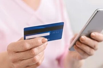 Шахраї. Фото: скріншот Youtube