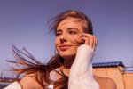 Совсем стыд потеряла: звезда сериала "Школа" Лиза Василенко засветила мохнатую "козочку" - фанаты онемели