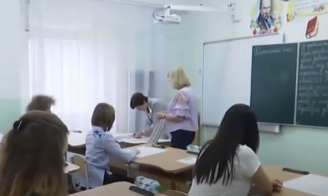 Проведение ВНО. Фото: скриншот YouTube-видео