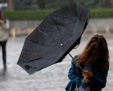 Экстренное предупреждение от ГСЧС: ураганный ветер и сильный дождь