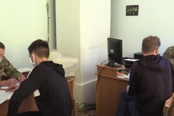 Мобилизация в Украине. Фото: скриншот YouTube-видео