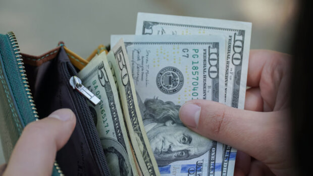 Долар, курс валют, банк, Мінфін, НБУ. Фото: Telegram