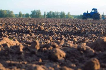 земля, фото: agro-business.com.ua