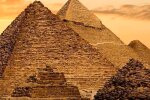 Піраміди. Фото: скріншот YouTube