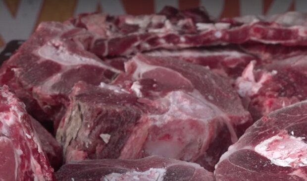 Стоимость мяса и еще ряда продуктов скоро изменится: украинцев начали готовить к новым ценам - стоит ли запасаться