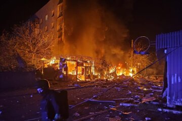 Масштабний комбінований удар по Києву, вибух авто та боротьба з пожежами: що сталося у Києві в ніч проти 24 квітня