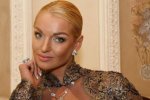 «Прекрасная месть»: дочь Волочковой затмила любовницу отца на красной дорожке
