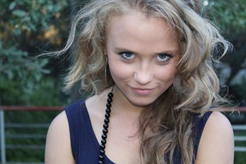 Анна Кошмал