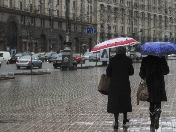 Доставайте пледы и сидите дома: синоптики рассказали о погоде в Киеве на 6 мая