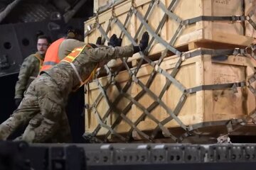 Військова допомога від США. Фото: скріншот YouTube-відео