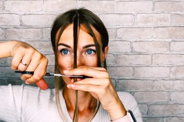 Стрижка, волосся. Фото: YouTube