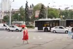 Транспорт на дороге. Фото: скриншот YouTube-видео