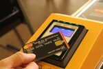 киевское метро пассажиры эскалатор общественный транспорт