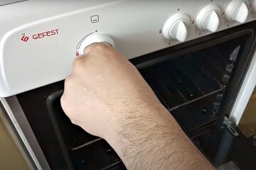 Газовая плита. Фото: скриншот Youtube-видео