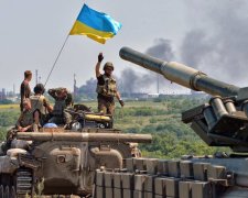 Жители Станицы Луганской умоляют ВСУ не уходить: в городе начинается паника