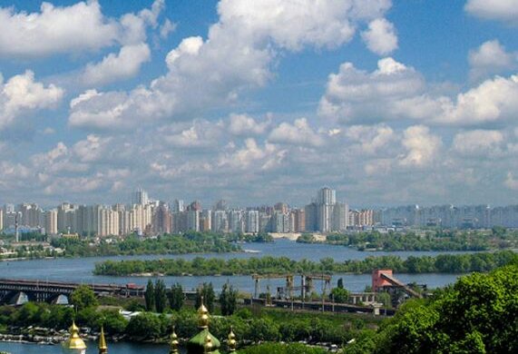 Небо затянется облаками: прогноз погоды в Киеве на первый день июля