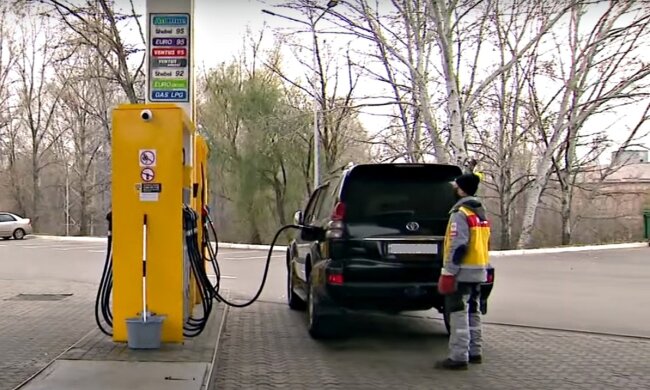 АЗС. Фото: скриншот Youtube-видео