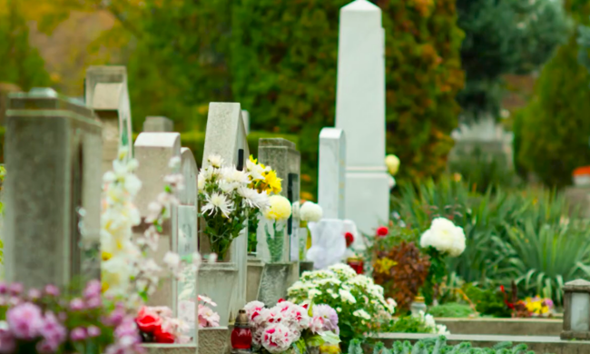 Похороны, кладбище. Фото: YouTube