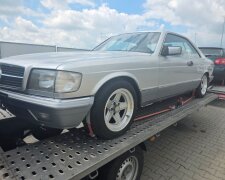 Раритетный Mercedes-Benz 380 SEC, который пытались ввезти под видом помощи ВСУ