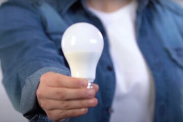 Електроенергія. Фото: YouTube, скрін