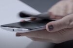 Смартфон. Фото: скриншот YouTube