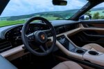 Салон Porsche Taycan Turbo. Фото: скриншот YouTube