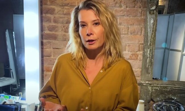 Юлия Высоцкая. Фото: скриншот Youtube